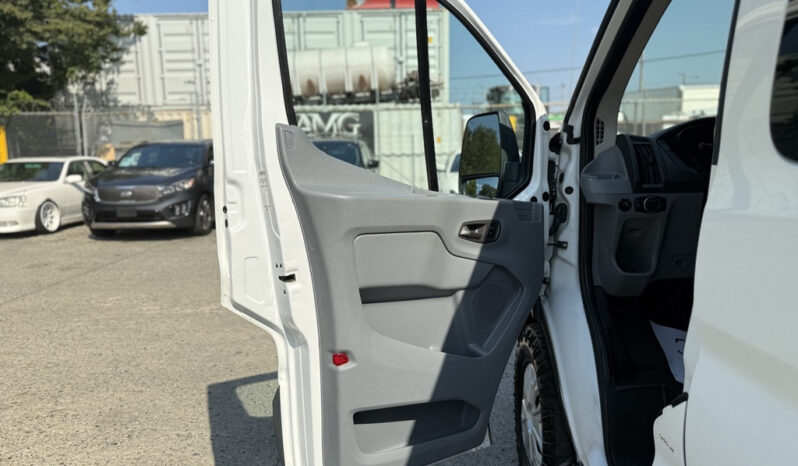 
								2017 Ford Transit full									
