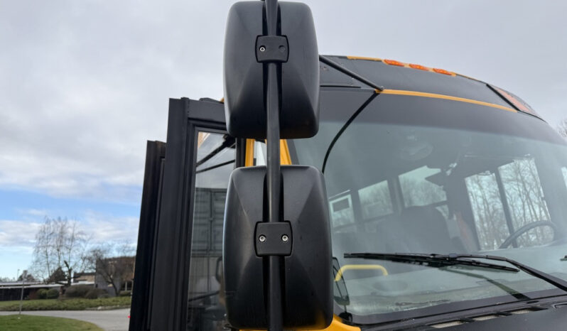 
								2022 Freightliner M2 106 full									