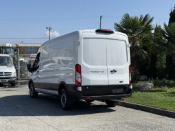 
										2022 Ford Transit 250 full									