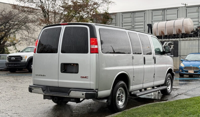 
								2023 GMC Savana 2500 full									