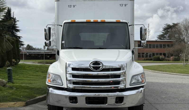 
								2017 Hino 338 full									