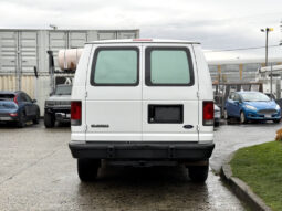 
										2006 Ford Econoline full									