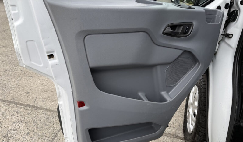 
								2017 Ford Transit full									