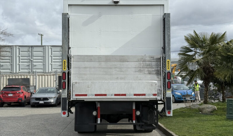 
								2017 Hino 338 full									