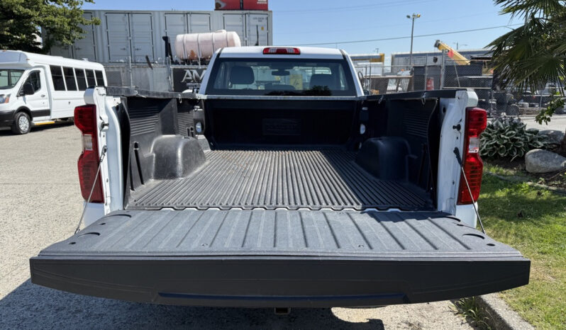 
								2021 Chevrolet Silverado 1500 full									