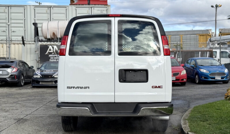 
								2023 GMC Savana 2500 full									