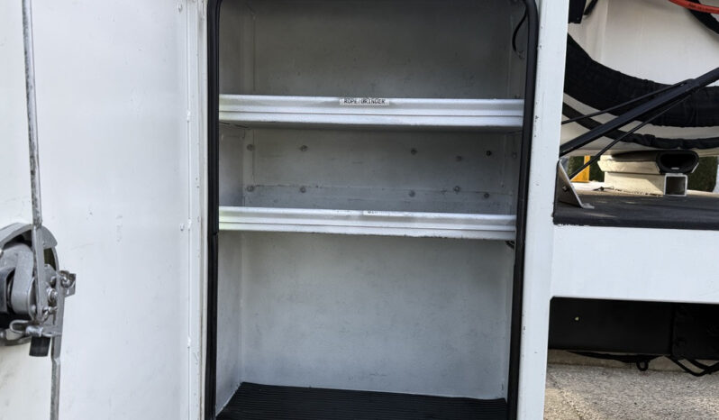 
								2013 International DuraStar full									