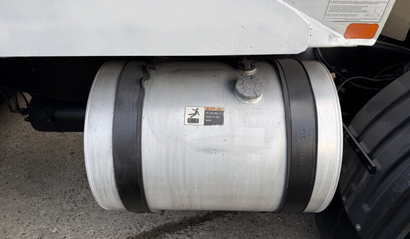
								2010 Autocar Xpeditor full									