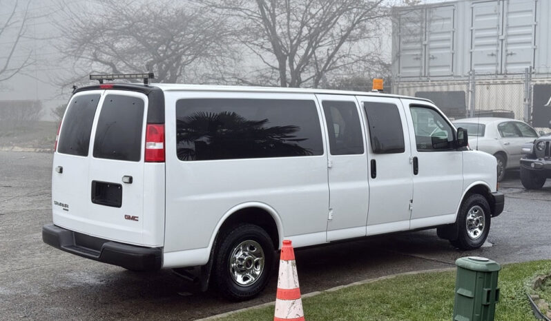 
								2016 GMC Savana 3500 full									