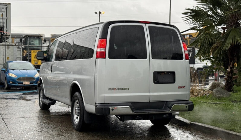 
								2023 GMC Savana 2500 full									