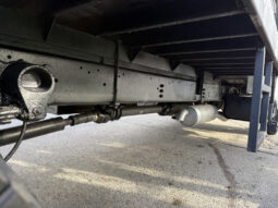 
										2001 Ford F650 full									