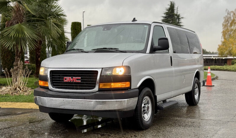 
								2023 GMC Savana 2500 full									
