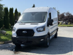 
										2022 Ford Transit 250 full									