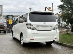 
										2009 Toyota Vellfire full									