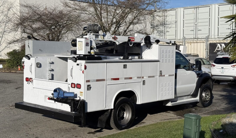 
								2009 Ford F-550 full									