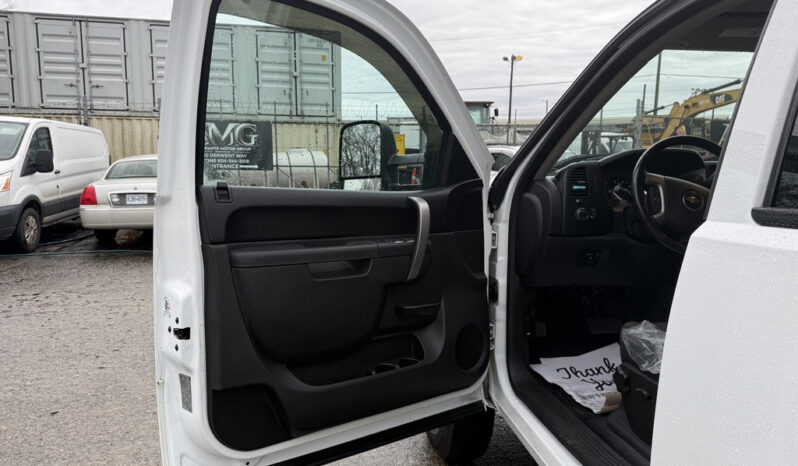 
								2013 Chevrolet Silverado 3500HD full									