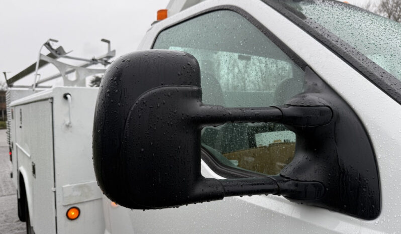 
								2006 Ford F-450 full									