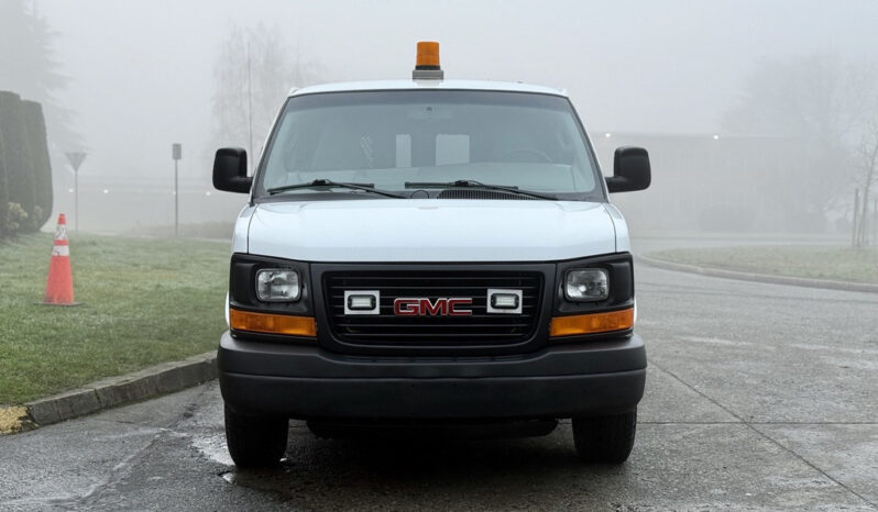 
								2016 GMC Savana 3500 full									