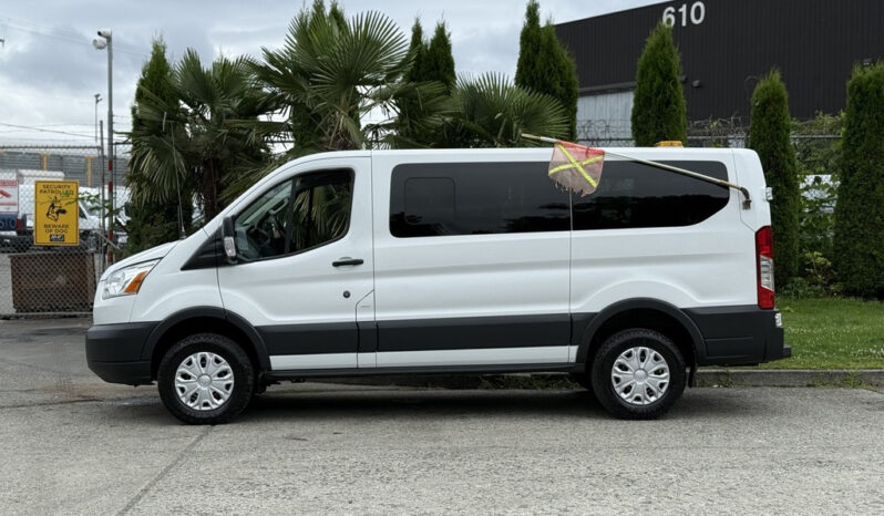 
								2017 Ford Transit full									
