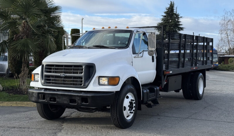 
								2001 Ford F650 full									