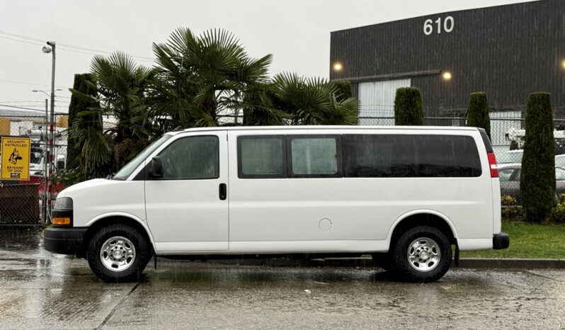 
								2021 Chevrolet Express full									