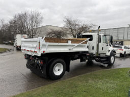 
										2010 International 7300 full									