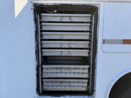 
										2009 Ford F-550 full									