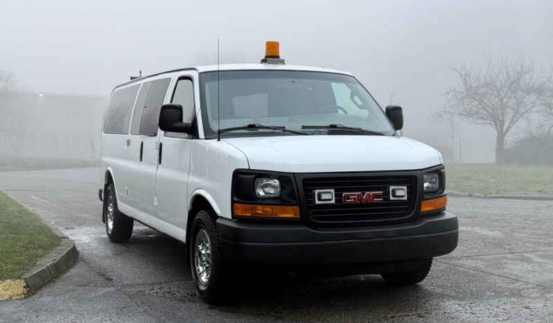 
								2016 GMC Savana 3500 full									