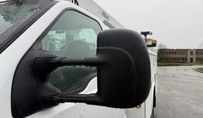 
								2006 Ford F-450 full									
