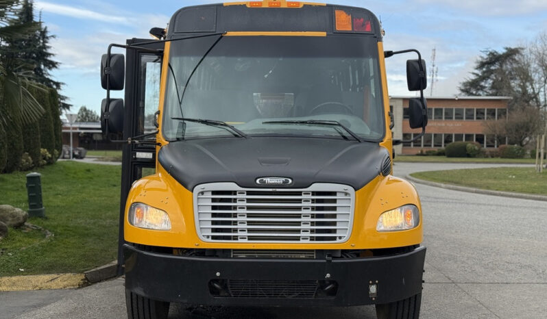 
								2022 Freightliner M2 106 full									