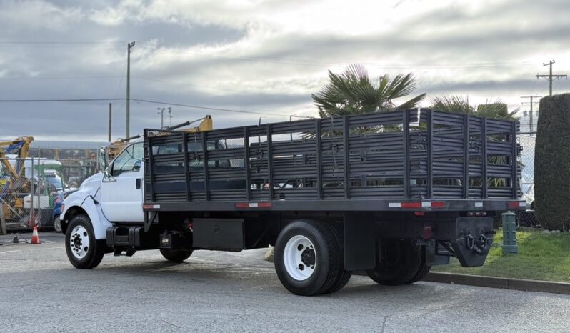 
								2001 Ford F650 full									