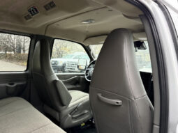 
										2023 GMC Savana 2500 full									