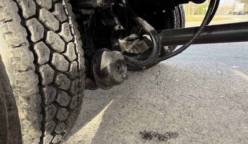 
								2001 Ford F650 full									