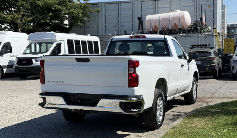 
								2021 Chevrolet Silverado 1500 full									