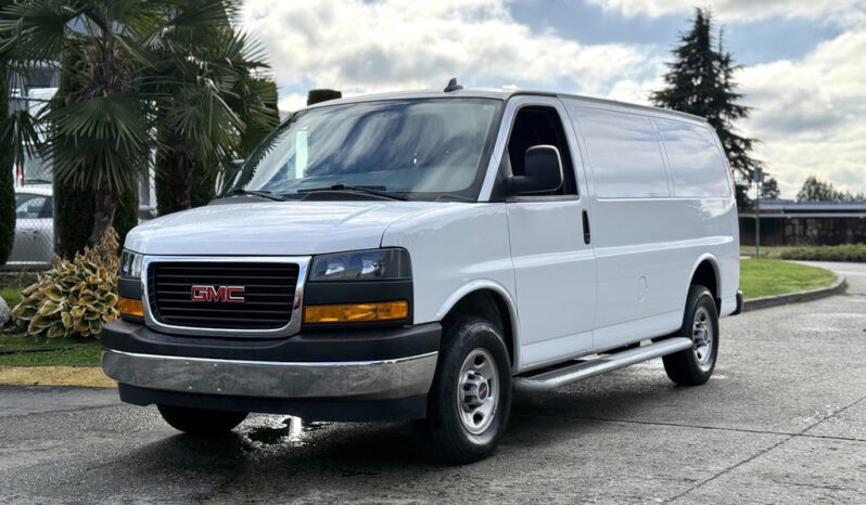 
								2023 GMC Savana 2500 full									
