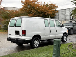 
										2006 Ford Econoline full									