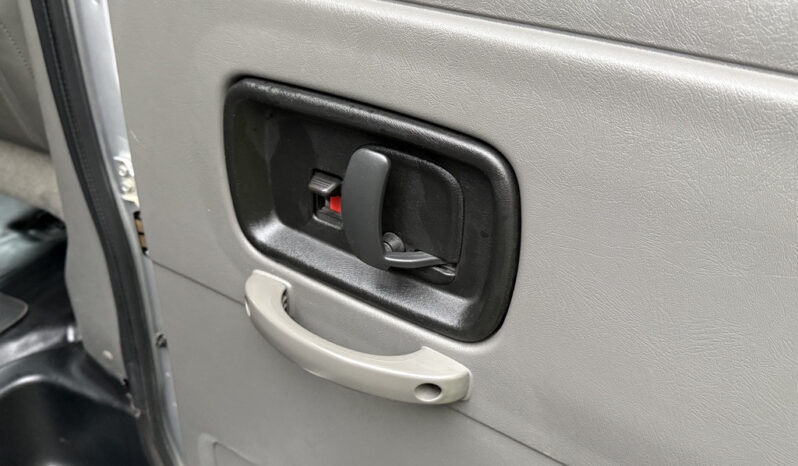 
								2023 GMC Savana 2500 full									