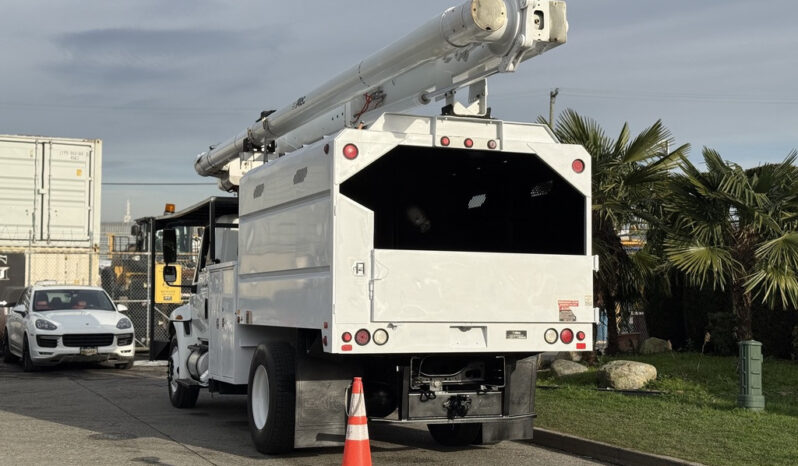 
								2011 International 4300 full									