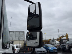 
										2010 International 7300 full									