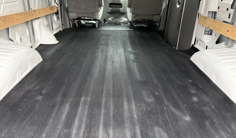 
								2006 Ford Econoline full									