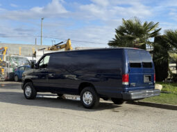 
										2011 Ford Econoline full									