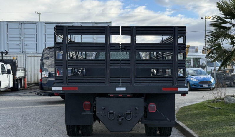
								2001 Ford F650 full									