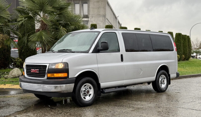 
								2023 GMC Savana 2500 full									