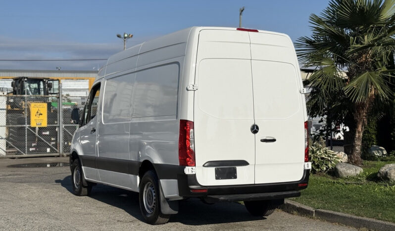 
								2020 Mercedes-Benz Sprinter full									