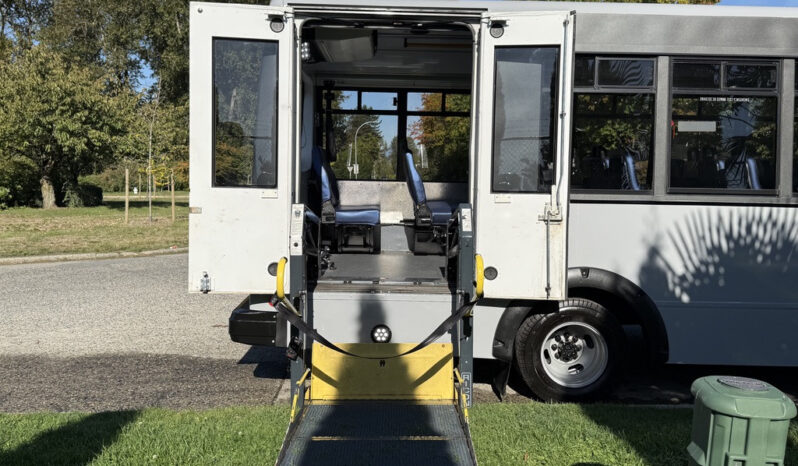 
								2019 Chevrolet Express full									