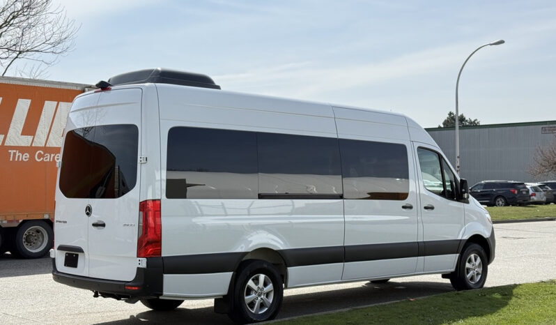 
								2023 Mercedes-Benz Sprinter full									