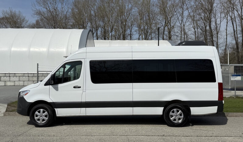 
								2023 Mercedes-Benz Sprinter full									