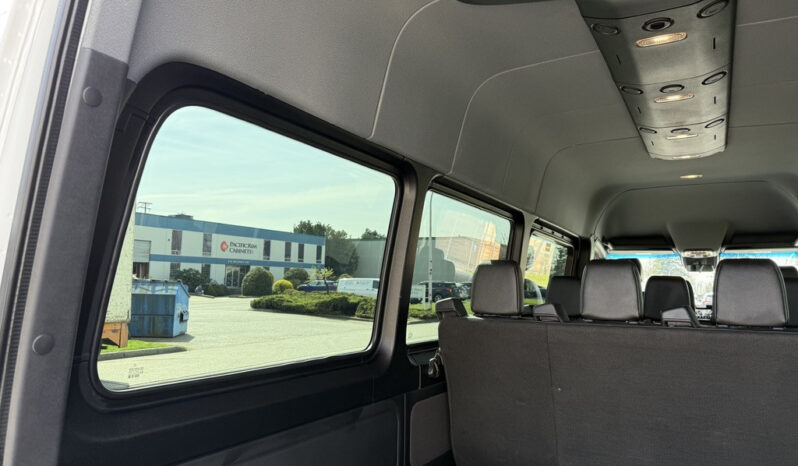 
								2023 Mercedes-Benz Sprinter full									
