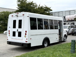 
										2015 Chevrolet Express full									