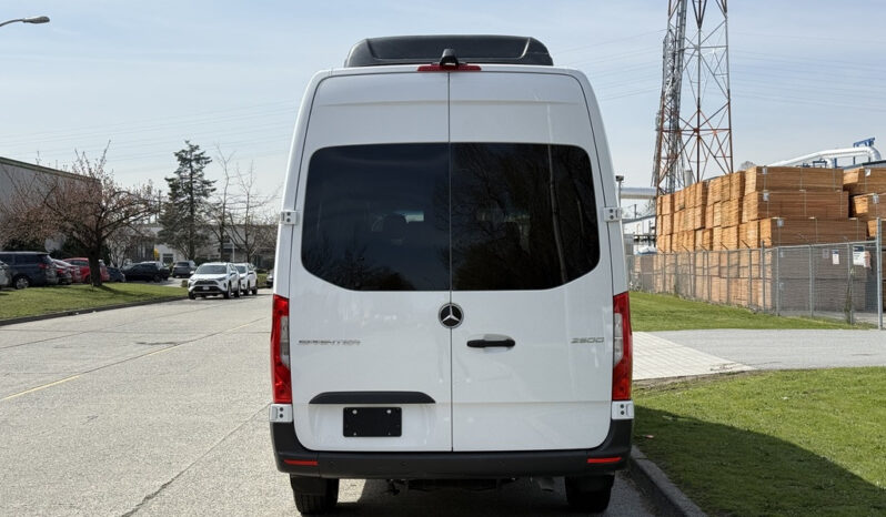 
								2023 Mercedes-Benz Sprinter full									